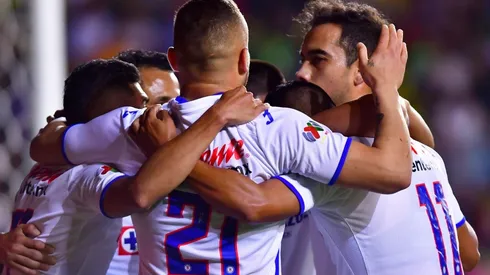 ¡Máquina imparable! Cruz Azul ganó en Morelia y es líder