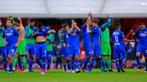 Plantel de Cruz Azul va con todo ante Chivas y se motiva en rrss