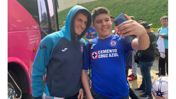 Cruz Azul ya viaja a Guadalajara para enfrentar a las Chivas por la J6