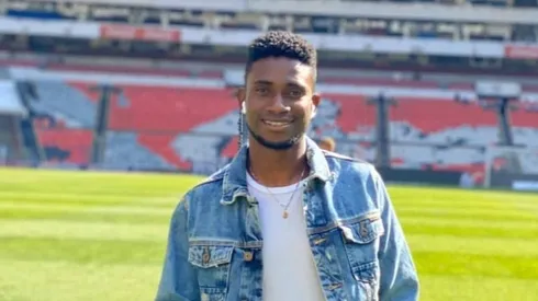 Borja viajará hoy por su visa y podría debutar por Cruz Azul ante Chivas