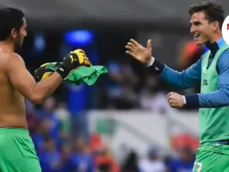 El emotivo abrazo entre Corona y Jurado tras el triunfo