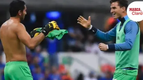 El emotivo abrazo entre Corona y Jurado tras el triunfo