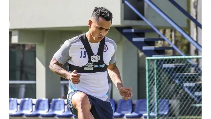 Yoshimar Yotún se prepara con todo para su regreso con Cruz Azul