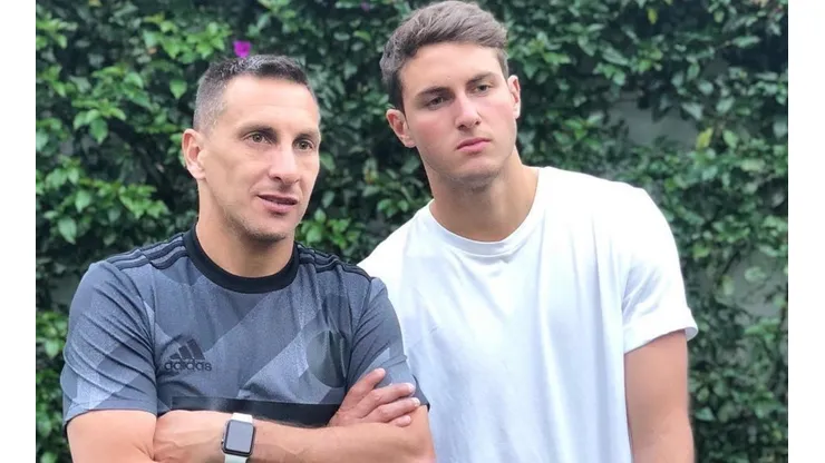 Chaco Giménez complicado con Cruz Azul por su hijo.