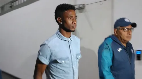 ¡Por fin! Jonathan Borja ya está en México para firmar con Cruz Azul