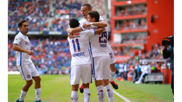 VIDEO: Cruz Azul se pone en ventaja con gol de Cabecita tras penal fallado