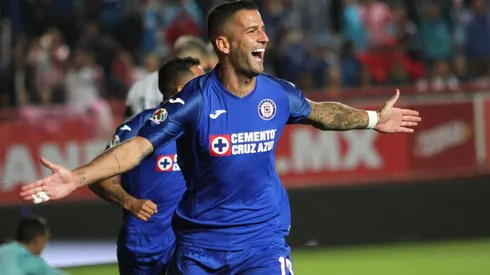 Édgar Méndez se despide de Cruz Azul y ya es refuerzo del Alavés