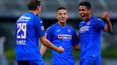 El Piojo y Santi ayudan a la causa cementera