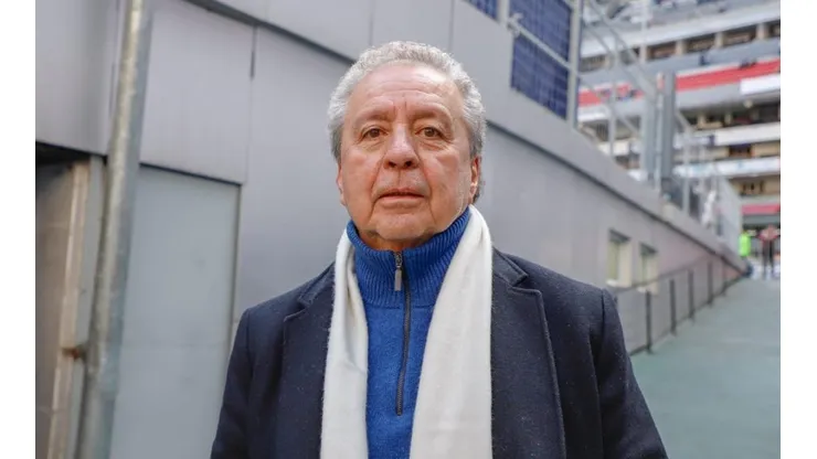 Víctor Garcés llegó al Azteca para ver Cruz Azul vs Santos Laguna