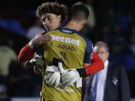 Tremendo: Jurado será compañero de Memo Ochoa en la universidad