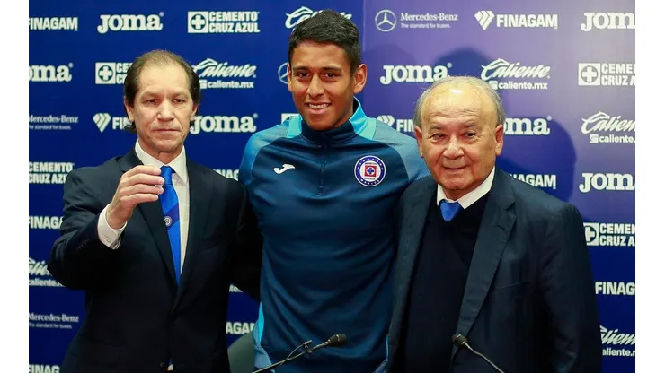 Las prioridades de Jaime Ordiales en la búsqueda de refuerzos para Cruz Azul