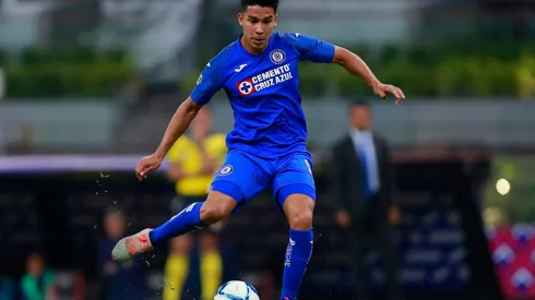 Cruz Azul hace oficial la salida de Pol Fernández