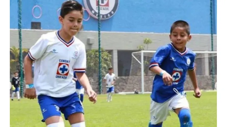 ¡Papá orgulloso! El golazo del hijo de Chuy Corona