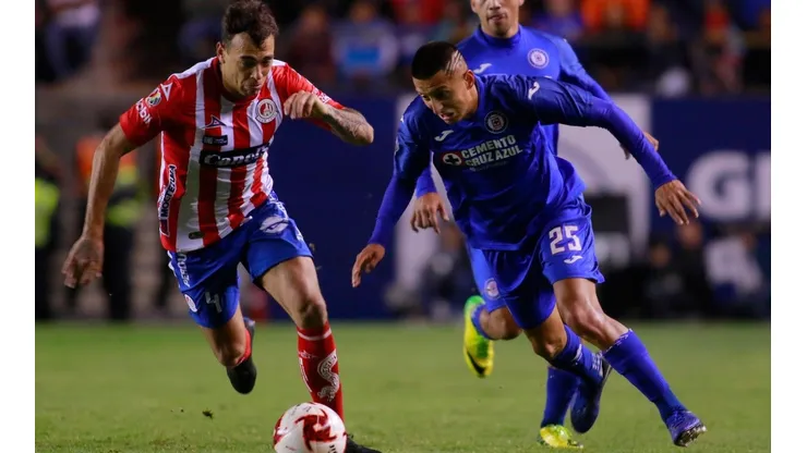 Cruz Azul cae ante San Luis y se hunde en el fondo de la tabla
