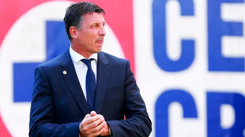 Los aficionados de Cruz Azul vuelven a pedir #FueraSiboldi en rrss