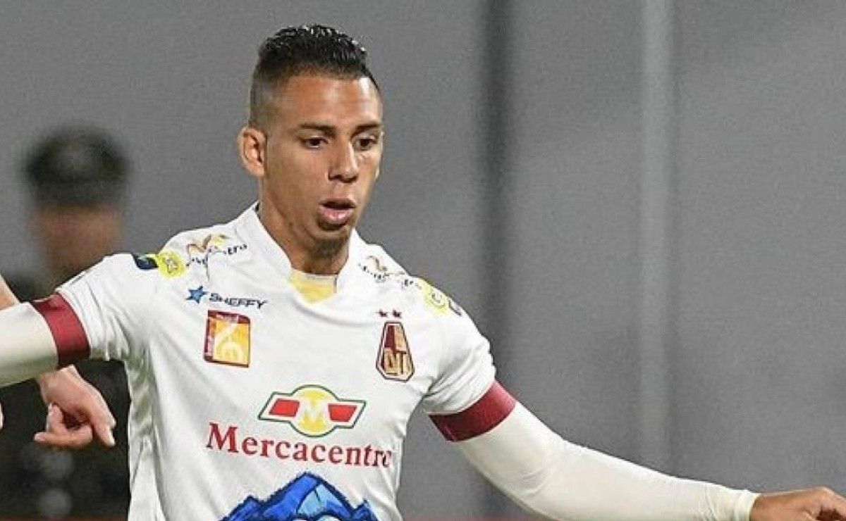 Por motivos personales, Alex Castro llegará la próxima semana a México ...