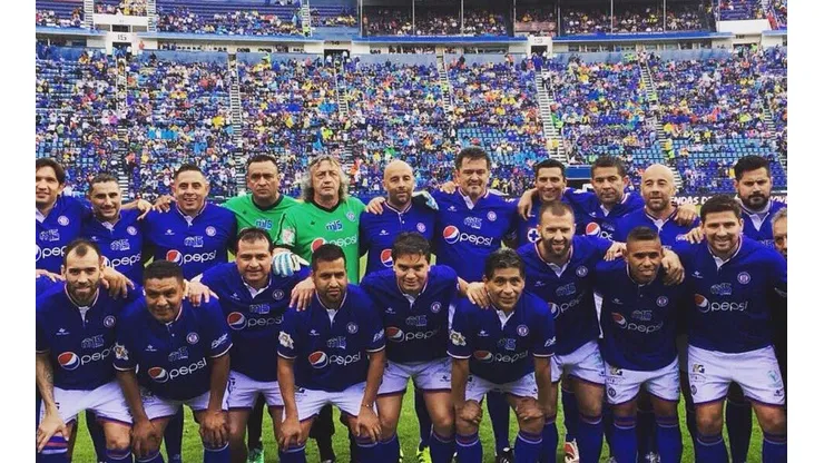 Emanuel Villa y la afición de Cruz Azul: "¡Cuánto los extraño!"