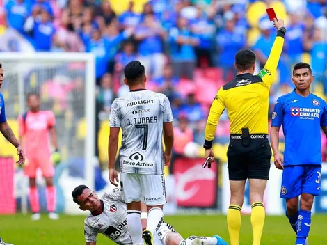 VIDEO: Orbelín Pineda es expulsado y deja a Cruz Azul con 10 ante Atlas
