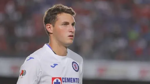 Santiago Giménez tiene una oportunidad dorada