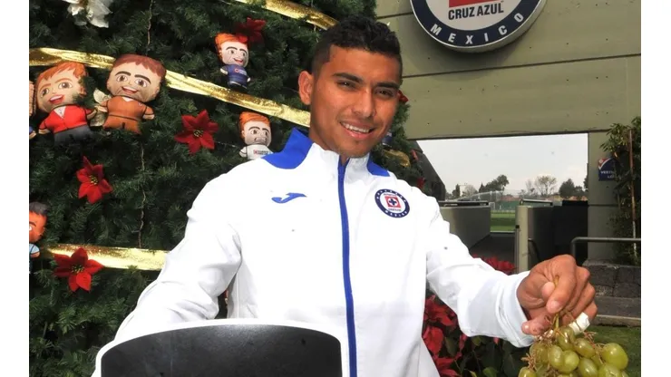 "El primero de mis 3 deseos es ser campeón con Cruz Azul": Pineda