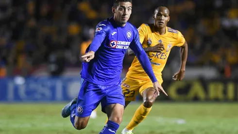 Javier Salas deja Cruz Azul y es confirmado por Puebla