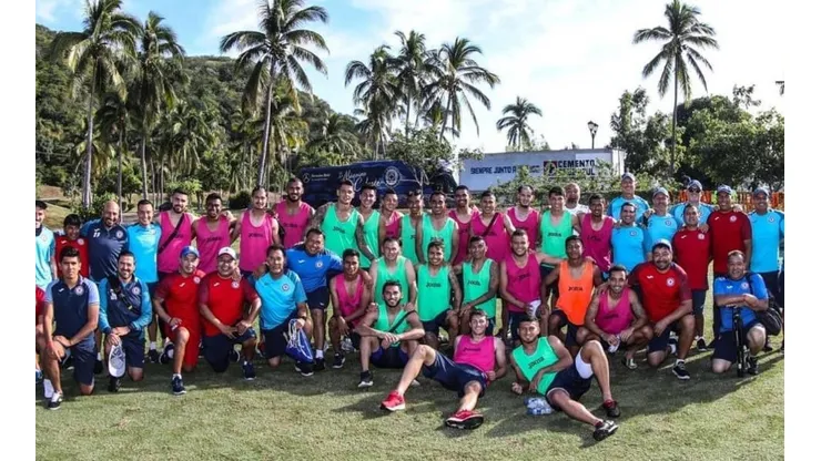 Pura unión: la foto del plantel de Cruz Azul al final de la pretemporada 2020