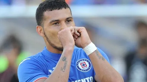 Es mentira que Juan Escobar dejará Cruz Azul por Olimpia de Paraguay