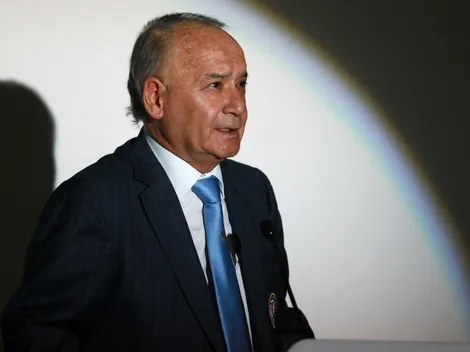 En medio del discurso de Chaco Giménez, la afición abucheó a Guillermo Álvarez