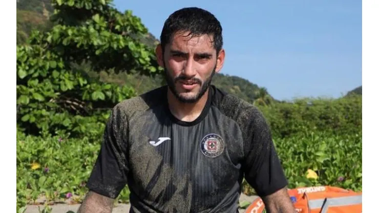 Jesús Corona acordó de palabra su renovación con Cruz Azul hasta 2021