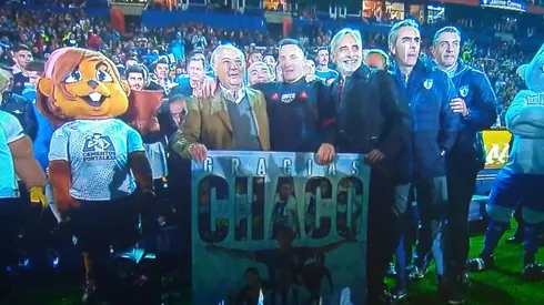 Afición de Cruz Azul pide que renuncie Billy Álvarez en el adiós del Chaco