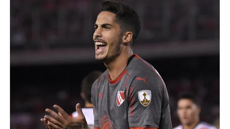 Otro más: Nicolás Figal de Independiente sería sondeado por Cruz Azul