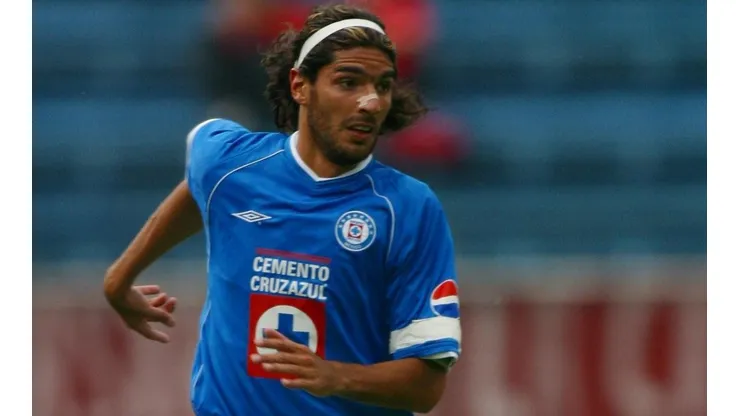 El uruguayo defendió nuestra playera en la temporada 2002-03