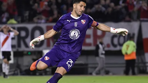 Martín Campaña llegaría a Cruz Azul por la crisis económica de su club