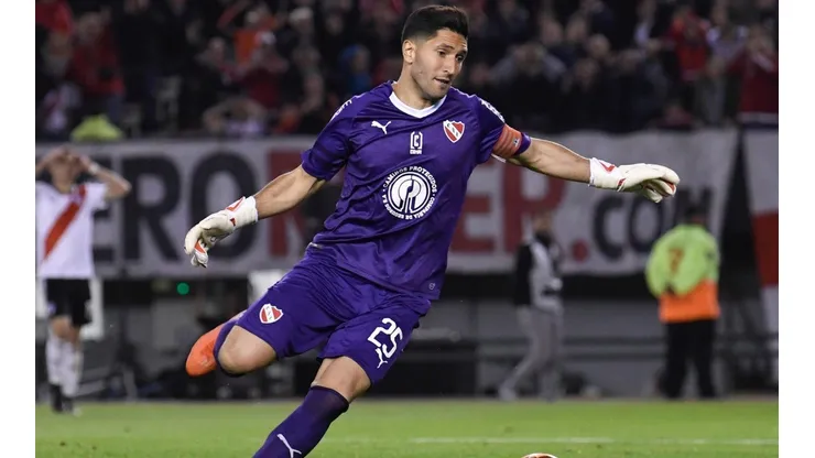Martín Campaña llegaría a Cruz Azul por la crisis económica de su club