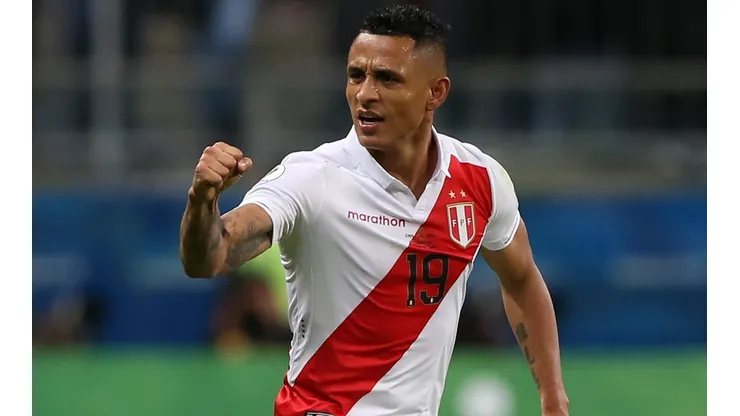 Yoshimar Yotún no jugó con Peú esta noche