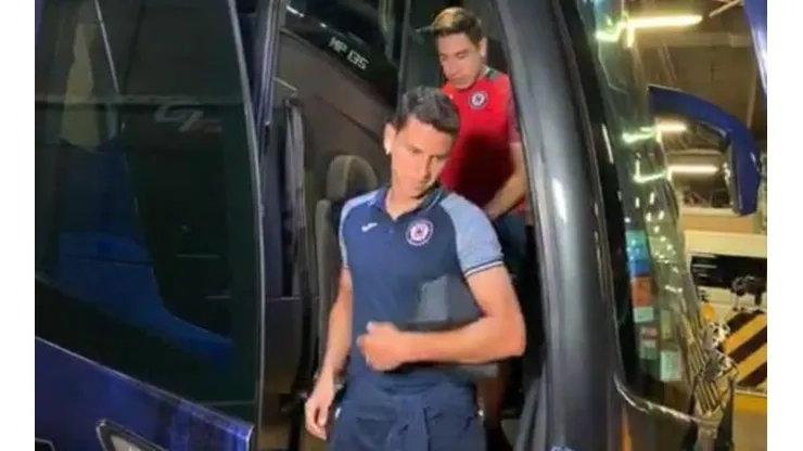 Soñando el triunfo: Cruz Azul ya está en el Corona para enfrentar a Santos
