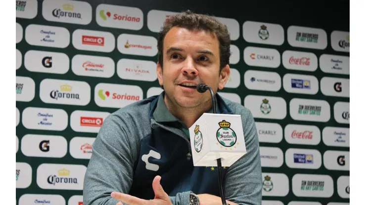 Directivo de Santos Laguna descarta opciones de Furch en Cruz Azul.