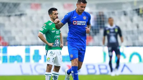 Milton Caraglio, presente en todas las portadas de los diarios más relevantes de México.