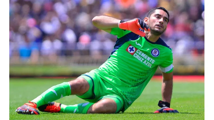 Abucheos a José de Jesús Corona en el juego de Cruz Azul vs León