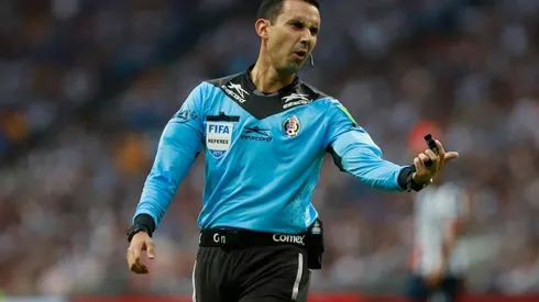 El juez internacional dirigió a La Máquina por última vez en el empate con Pumas