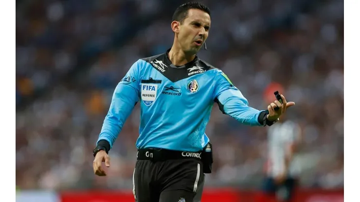 El juez internacional dirigió a La Máquina por última vez en el empate con Pumas