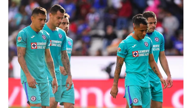 Durísimo: Jugadores de Cruz Azul ya contactaron a Ricardo Peláez para salir a Chivas