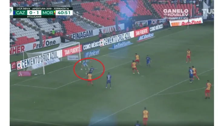 Una serie de paredes, centro del "Cata" y golazo de "Cabecita" para el 1-1