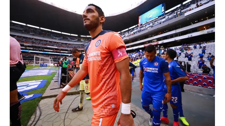 Silbidos, abucheos y gritos para Corona desde las tribunas