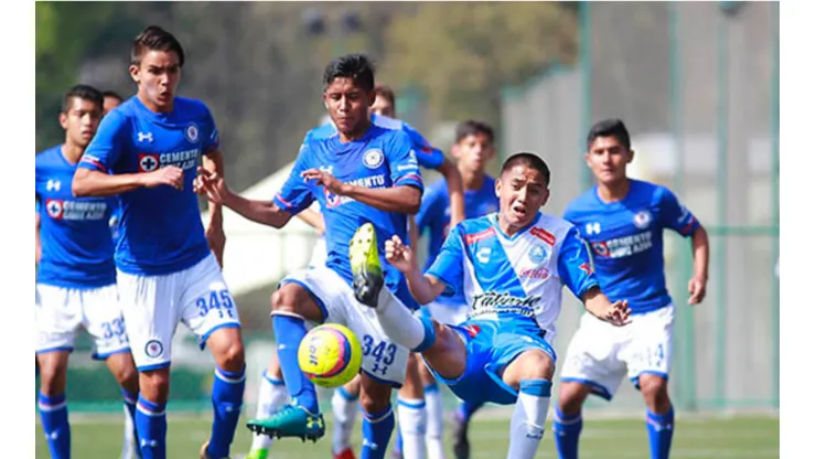 Los juveniles de Cruz Azul se quieren ir por falta de oportunidades.