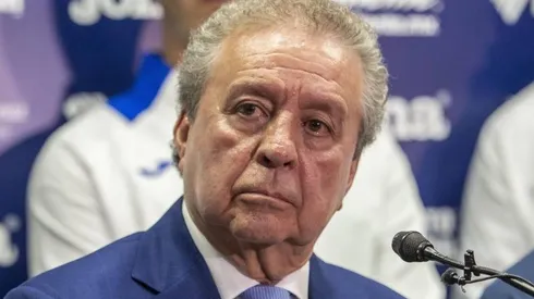 Fuerte división entre plantel y el abogado