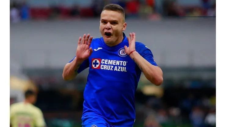 Cabecita es escogido el mejor jugador del Clásico Joven