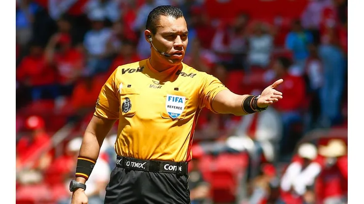 Marco Antonio Ortiz será el árbitro del Clásico Joven