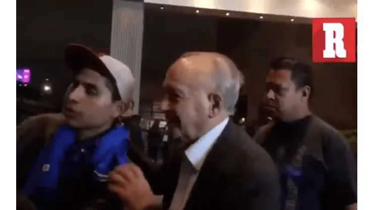 Billy Álvarez responde críticas de los aficionados previo al Clásico Joven.