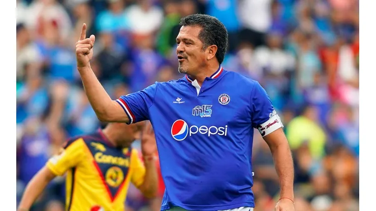 Carlos Hermosillo sigue furioso con la directiva: "Lo de Cruz Azul es de pena"